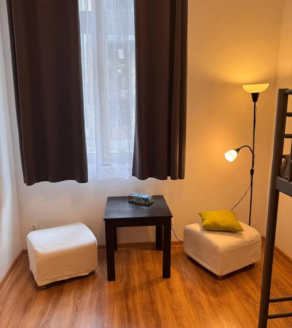 Enios Rooms Hostel Zwierzyniecka 6 Krasków