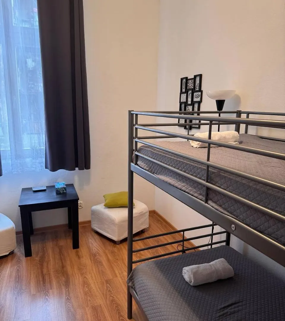 Enios Rooms Hostel Zwierzyniecka 6 Krakow